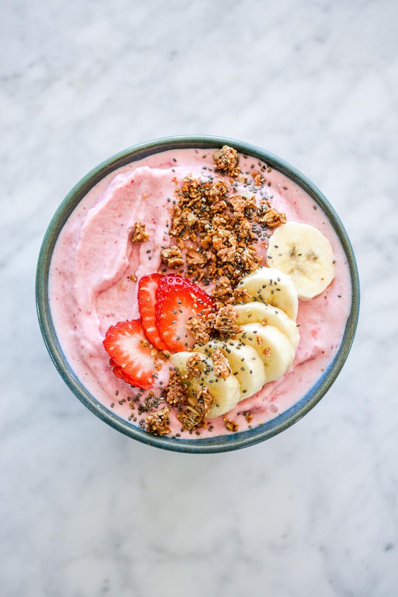 Strawberry Banana Smoothie Bowls