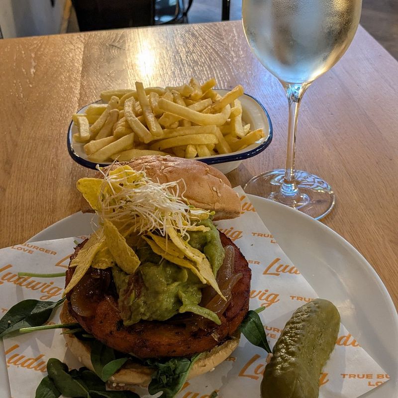 Twelve Spokes Gastropub