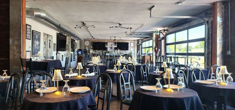 Mississippi Boy Catfish & Ribs