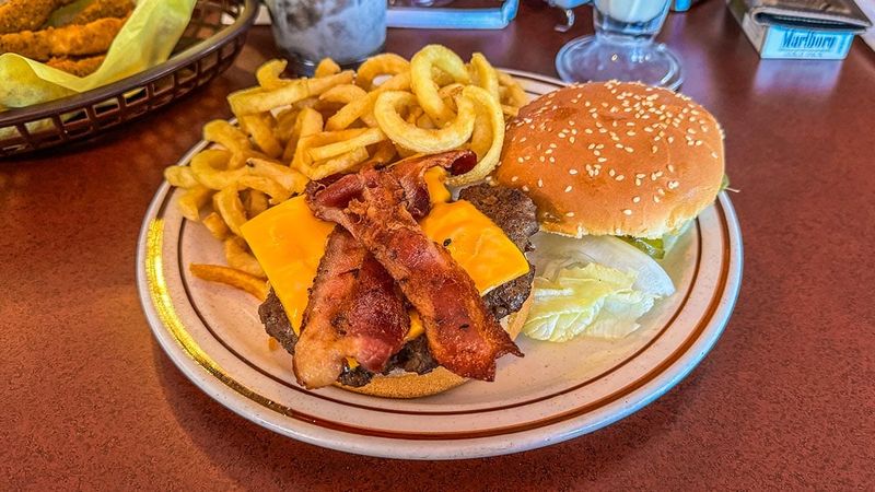 Mouthwatering Classic American Fare
