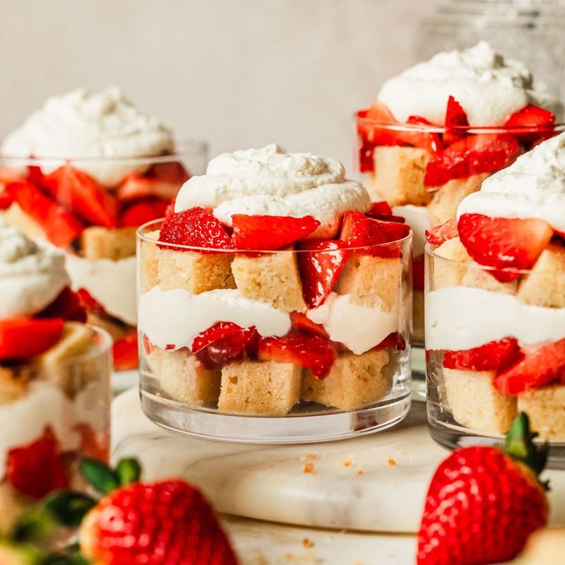 Strawberry shortcake cups