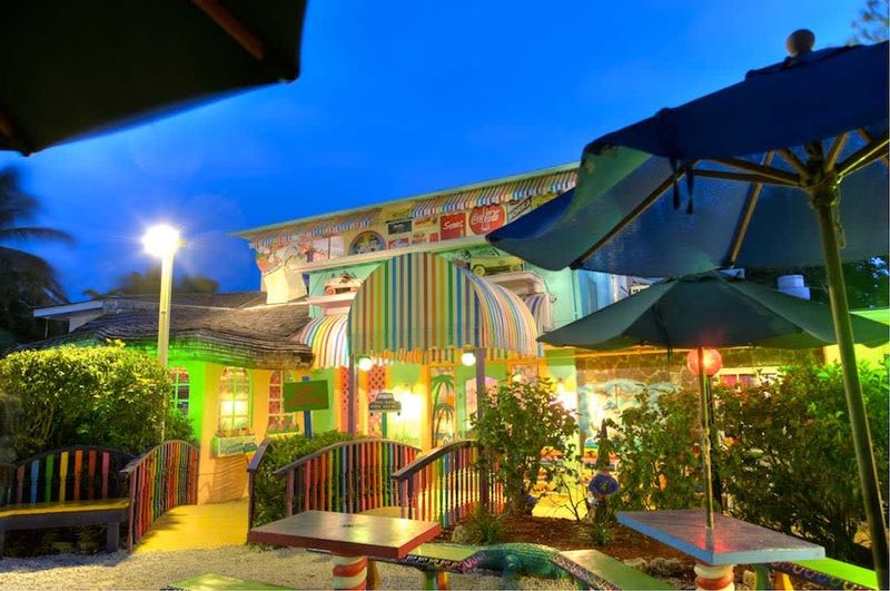 The Bubble Room, Captiva