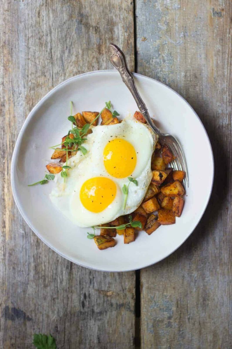 Crispy Potatoes With Egg