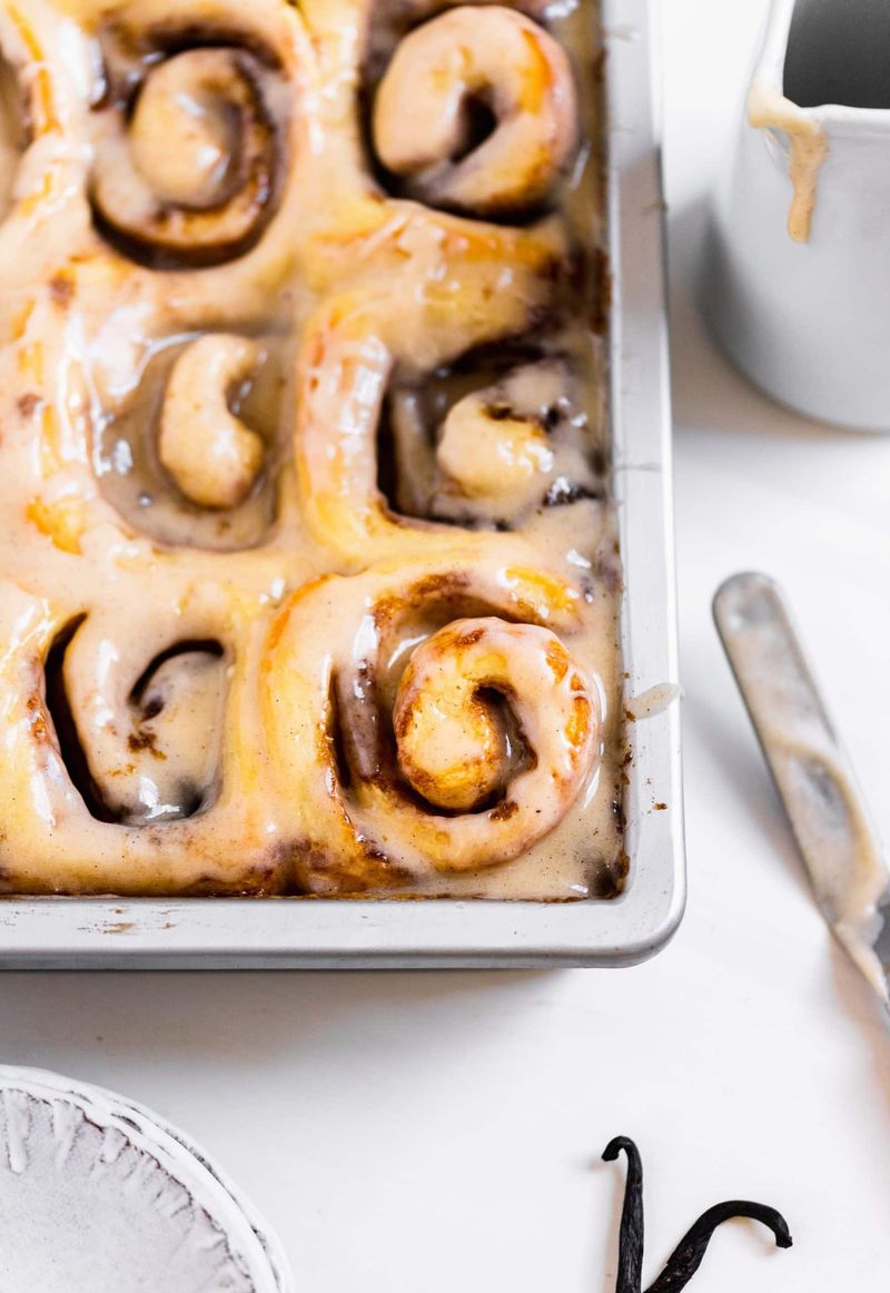 Cardamom Vanilla Morning Rolls