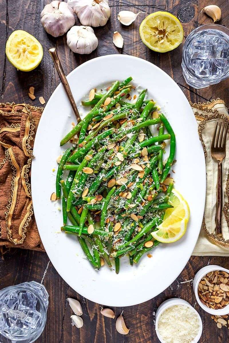 Green beans with butter and Parmesan