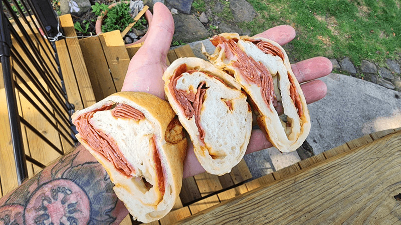 West Virginia: Pepperoni roll