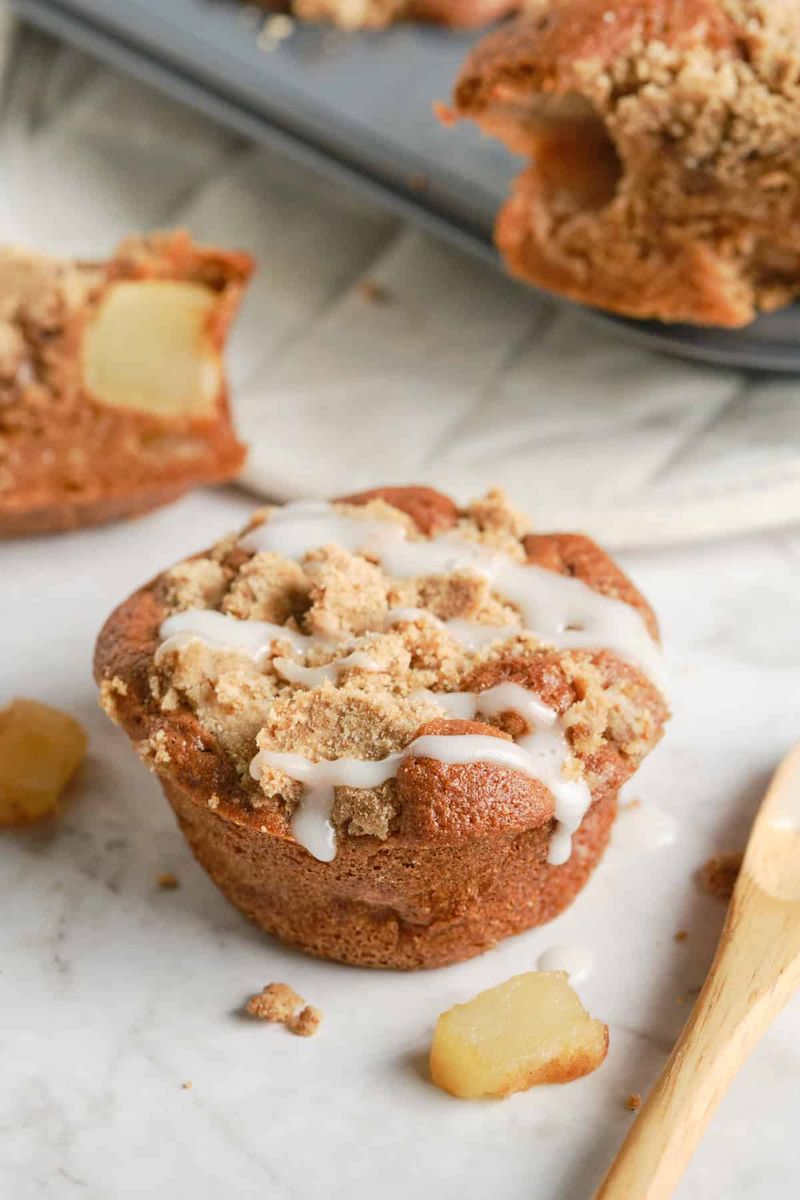 Warm Apple Cinnamon Muffins