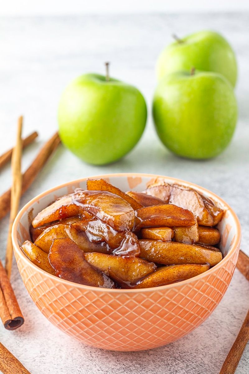 Fried Apples with Cinnamon