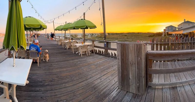 The Oceanic Pier House Bar, Carolina Beach
