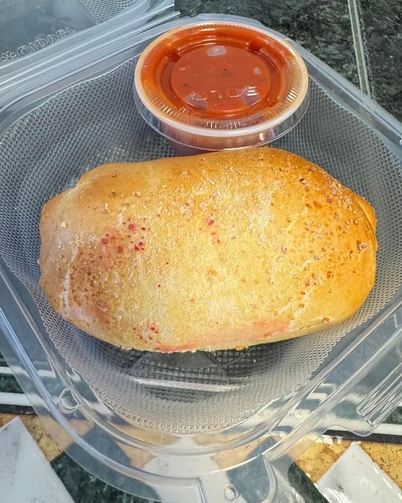 West Virginia — Pepperoni Roll Plate with Soup or Beans