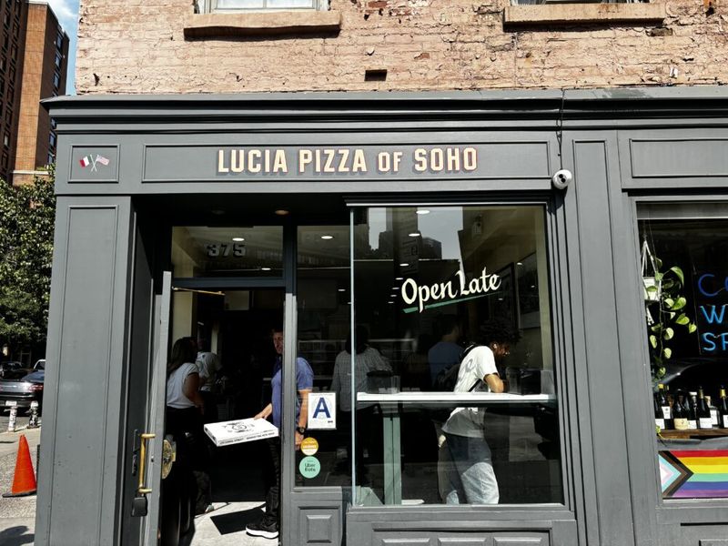 Lucia Pizza of SoHo – SoHo