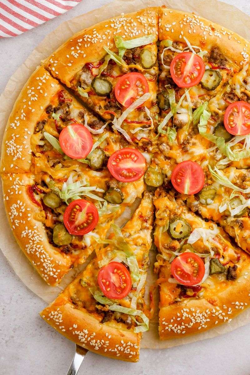 Cheeseburger Pizza