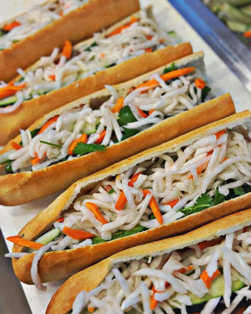 Vietnamese Strip-Mall Gems in Tampa/Orlando Areas