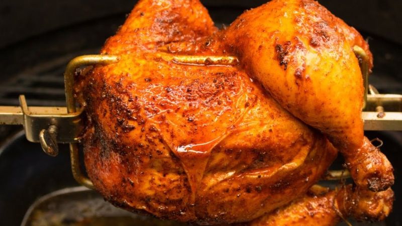 WinCo Foods – Garlic Pepper or Lemon Rotisserie Chicken