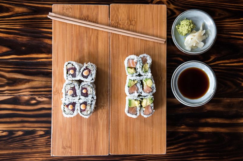 Messy rice work and uneven cuts