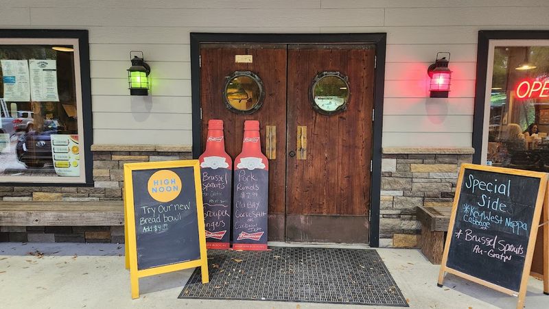 Dave's Oyster Bar (Pensacola)