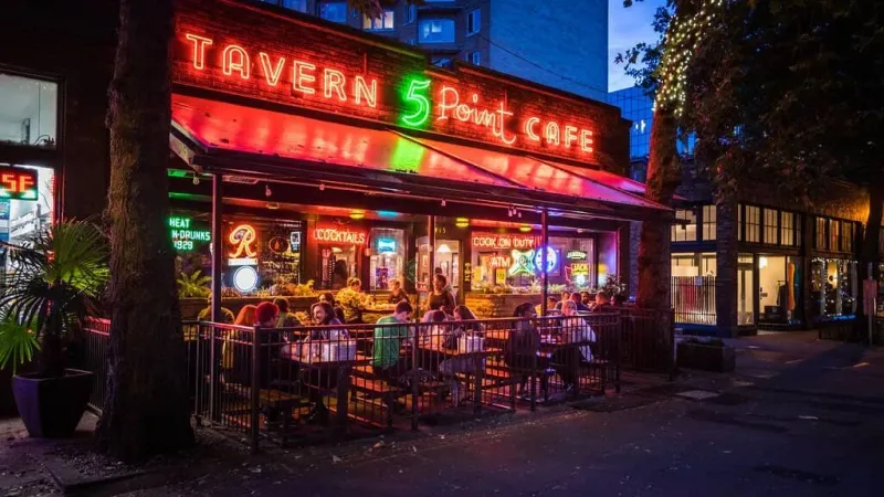 The 5 Point Cafe — Seattle, WA