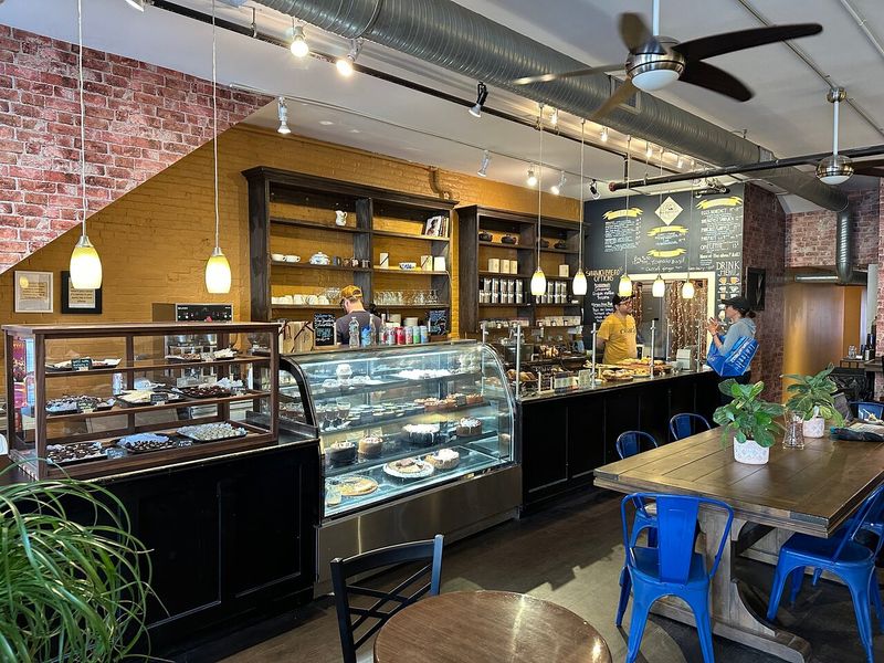 Northampton-style cozy café eats