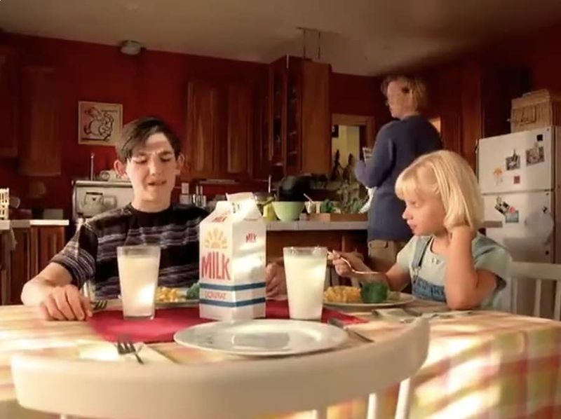 Waiting to eat until everyone sat