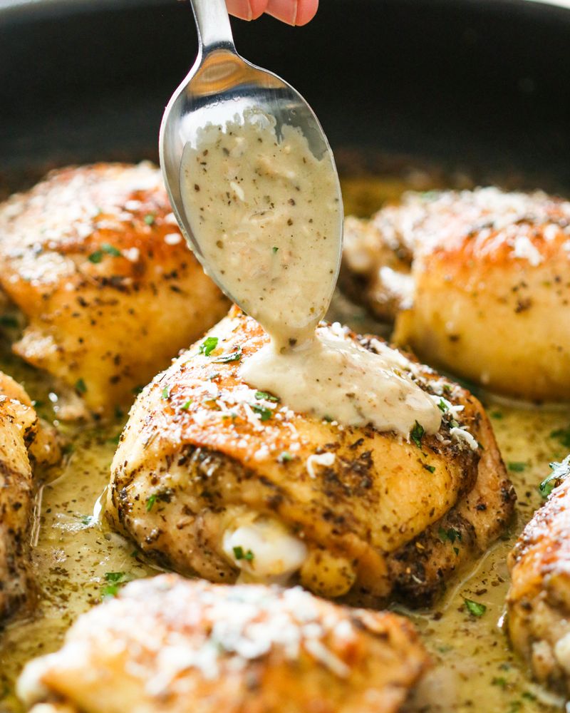 Creamy Baked Chicken Thighs