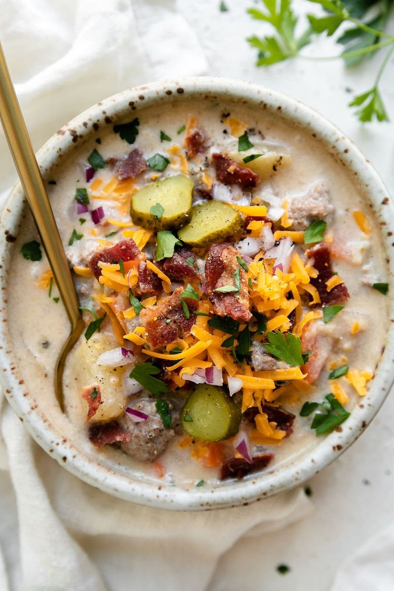 Cheeseburger Soup