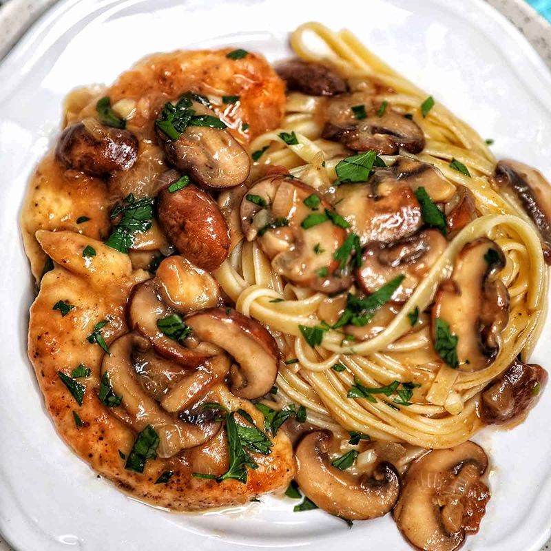 Chicken Marsala Pasta