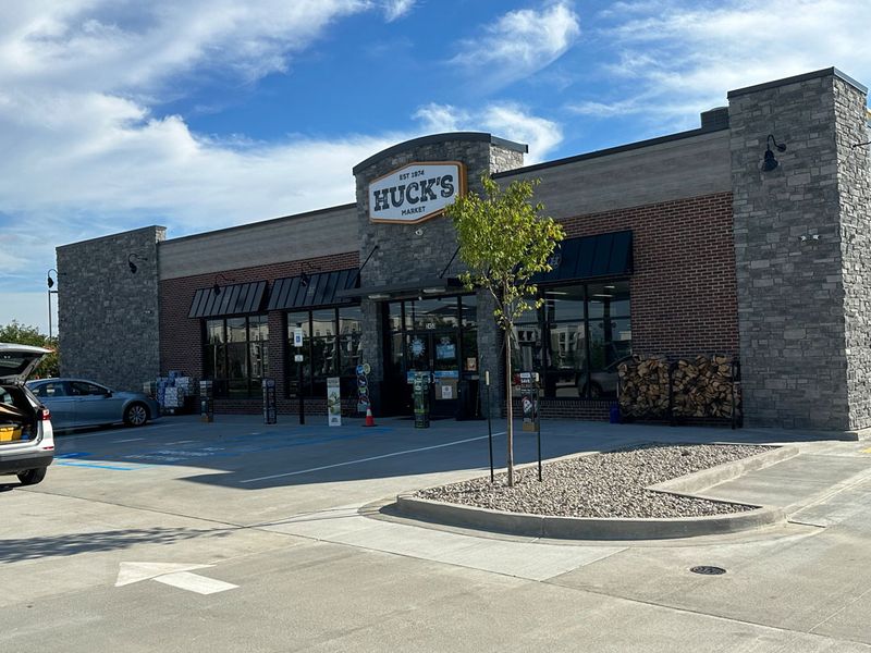 Huck's Market - Midwest