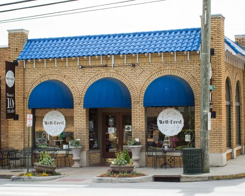 Well-Bred Bakery & Café