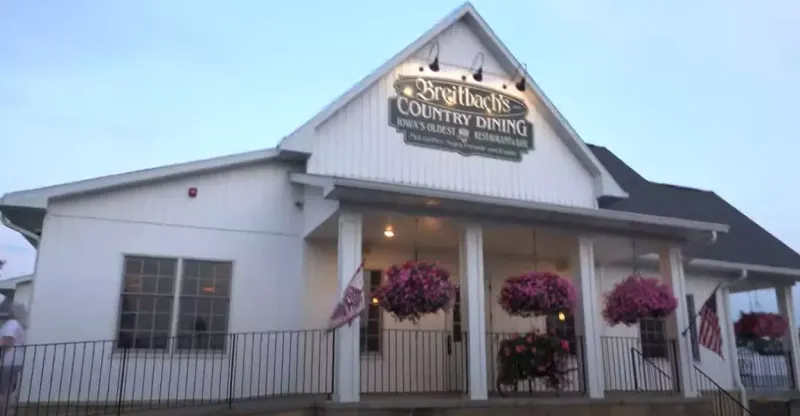 Breitbach's Country Dining (Iowa)