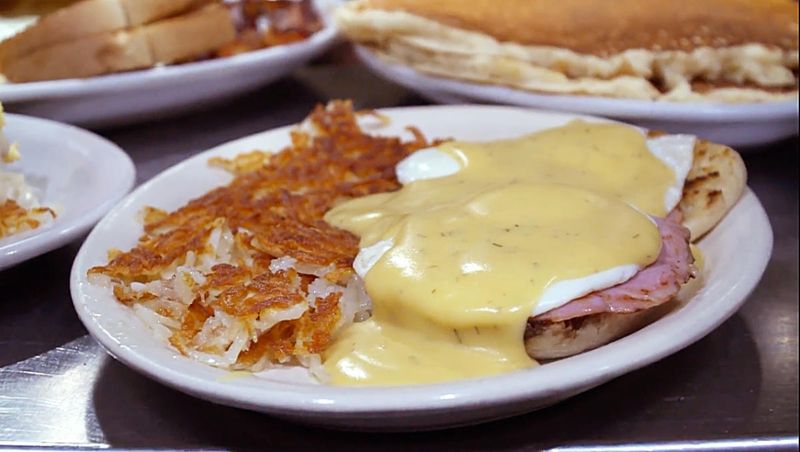 Lisa's Radial Café - Nebraska