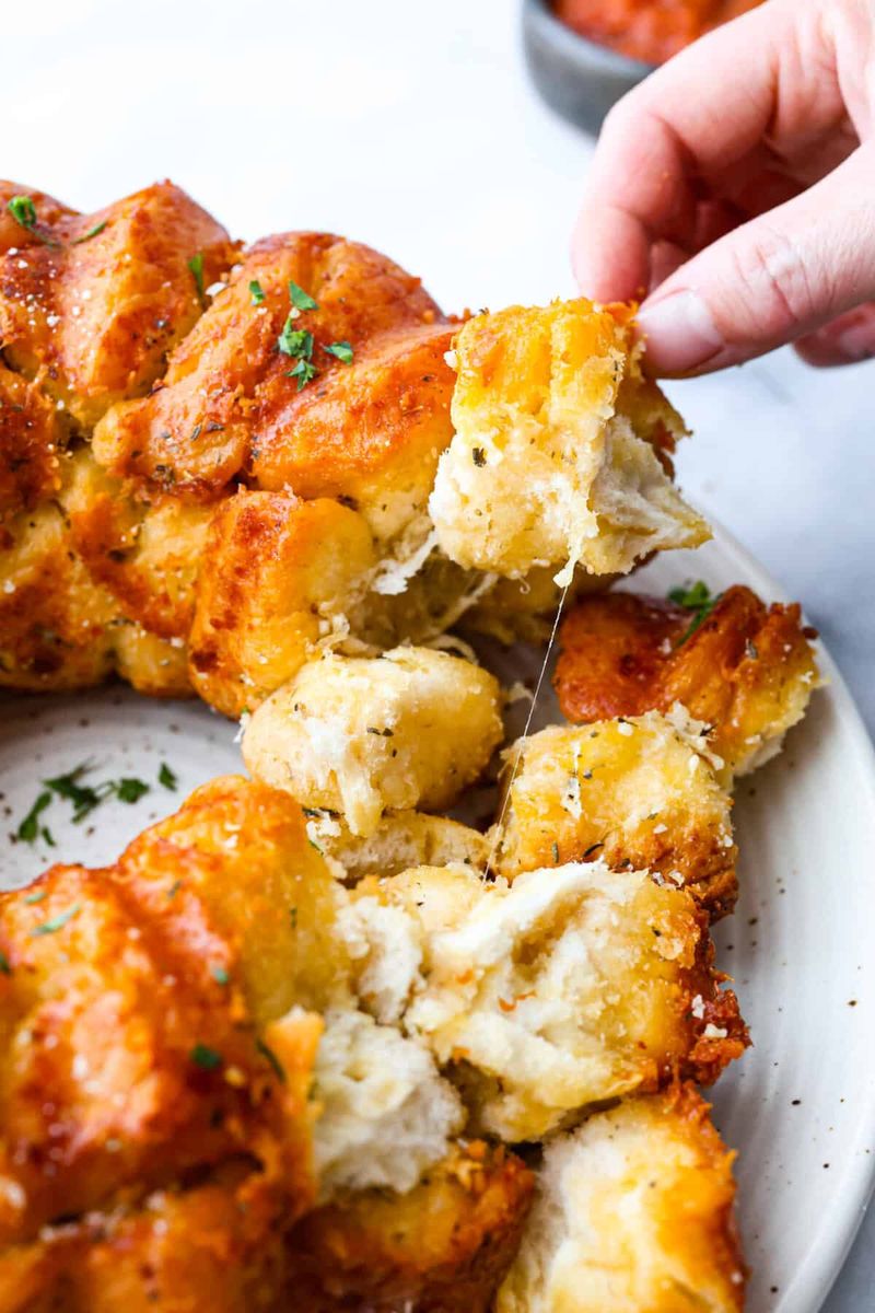 Garlic Parmesan Pull-Apart Bread