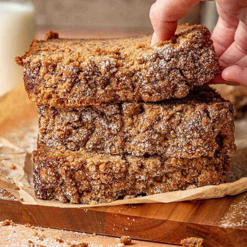 Banana Bread with Streusel