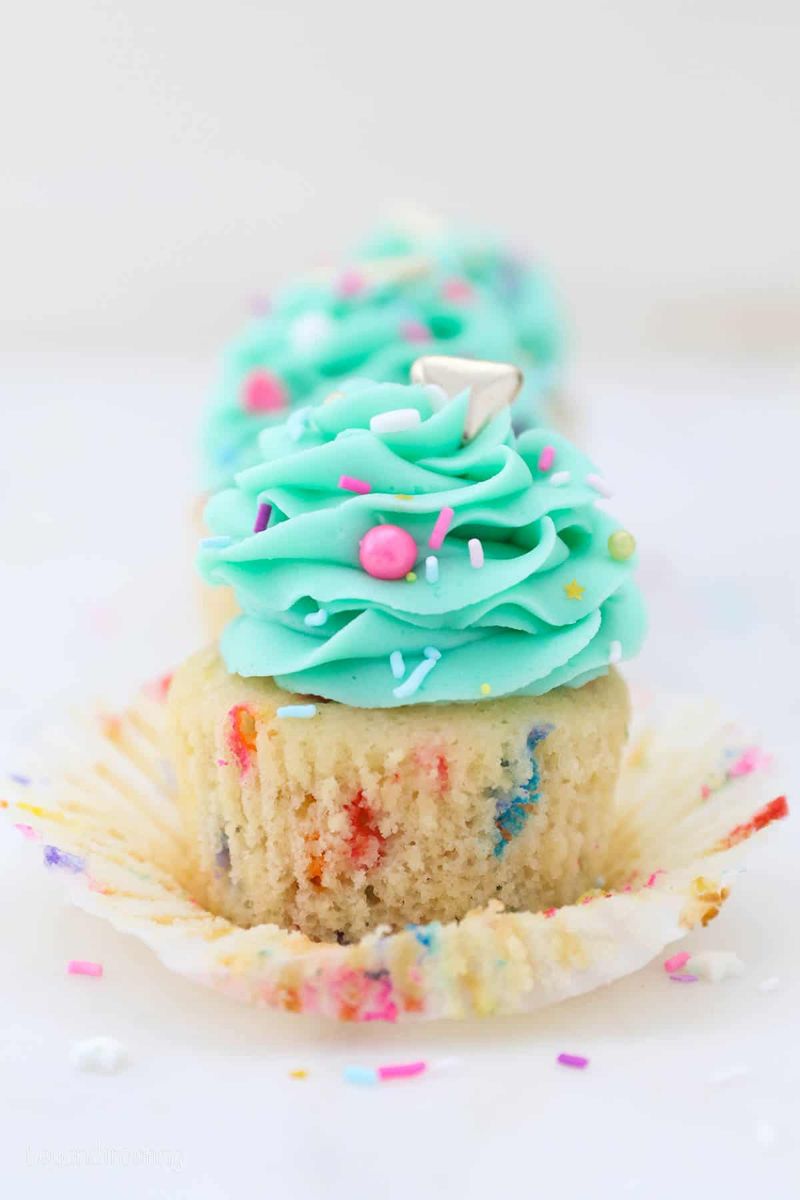 Classic Swirled Buttercream With Sprinkles