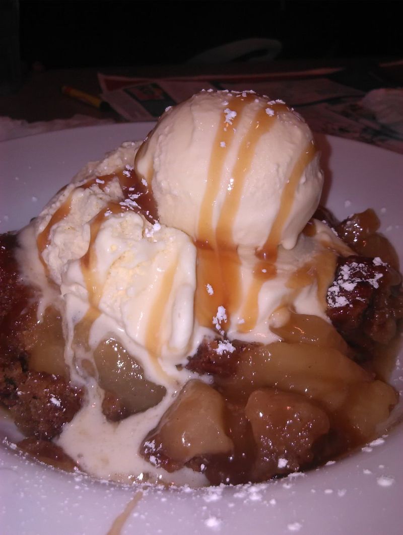 Cinnamon Caramel Apple Crisp