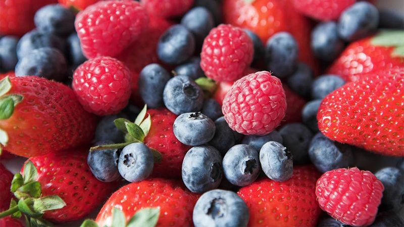 Berries (Strawberries, Blueberries, Raspberries)