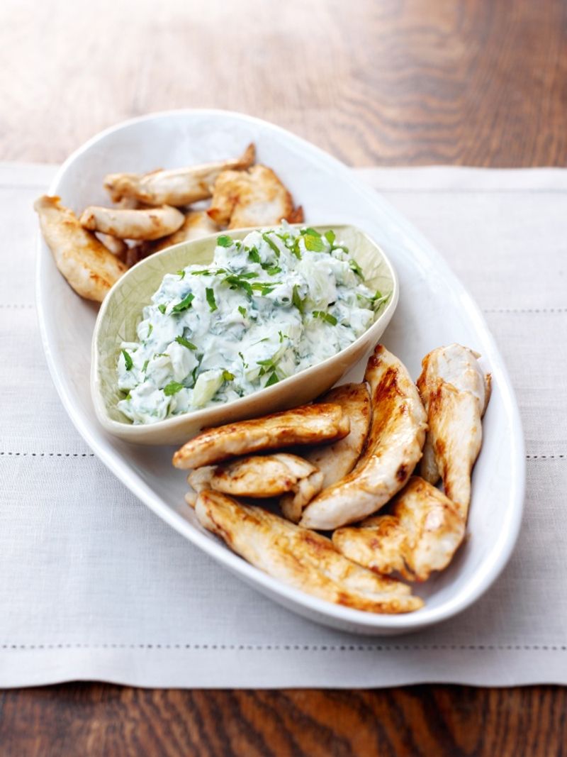 Cucumber Dill Yogurt Sauce with Grilled Chicken
