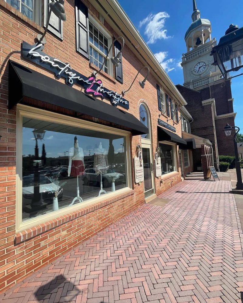 Delaware: Cinnamon Bun Exchange (Wilmington)