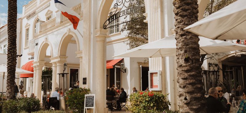 The French Brasserie Rustique — Naples