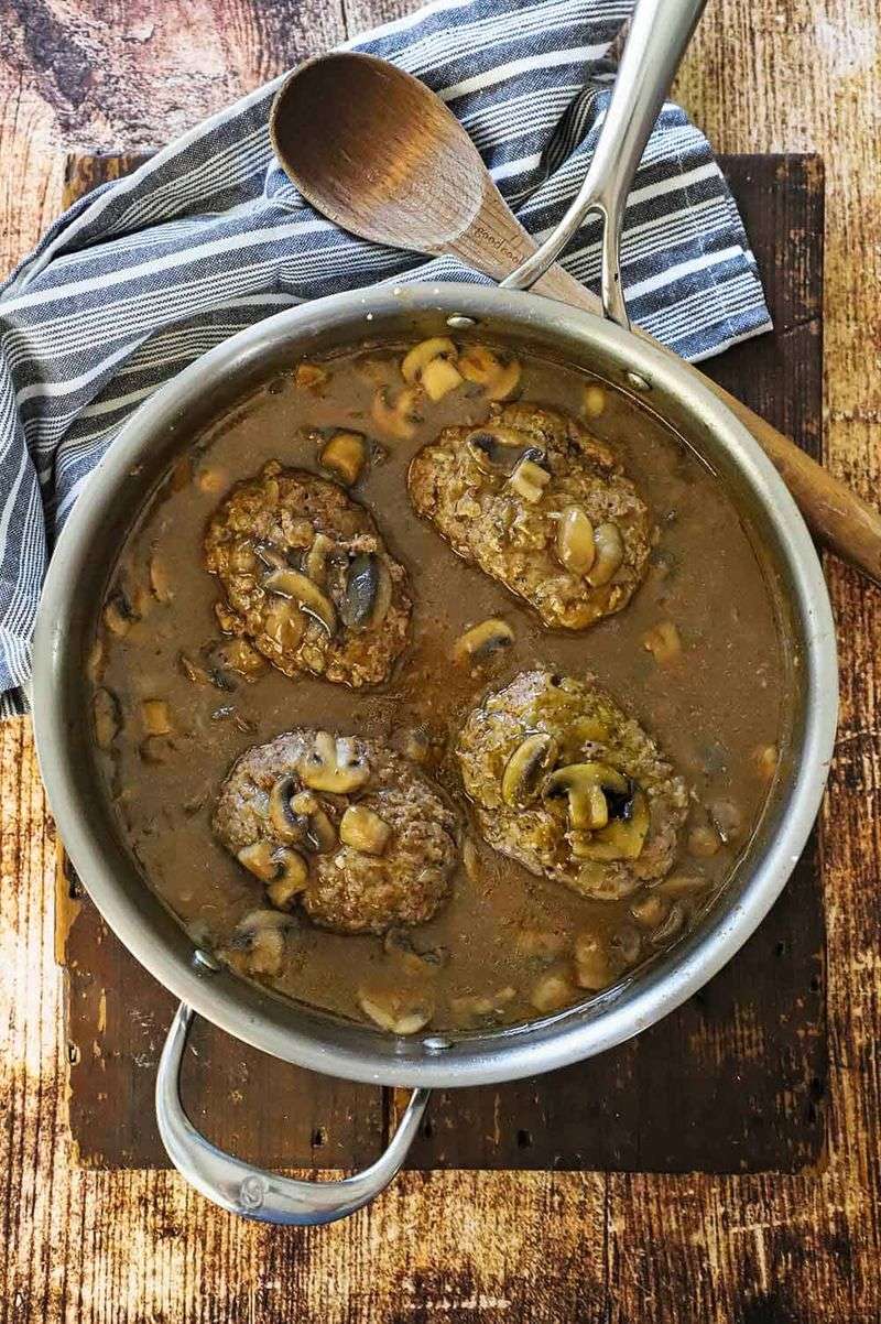 Salisbury Steak With Mushroom Gravy
