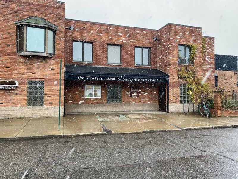 Traffic Jam & Snug (Michigan)