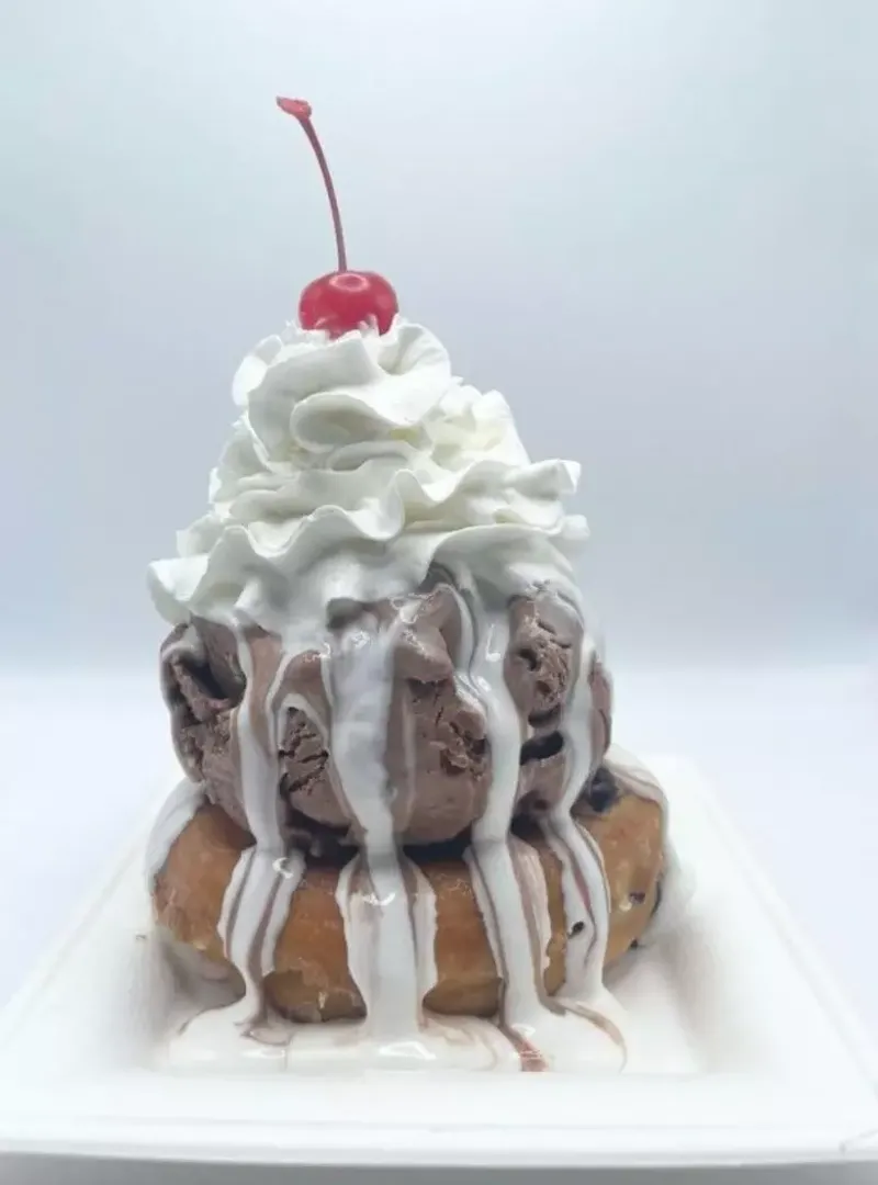 Huckleberry Donut Sundae (Idaho)