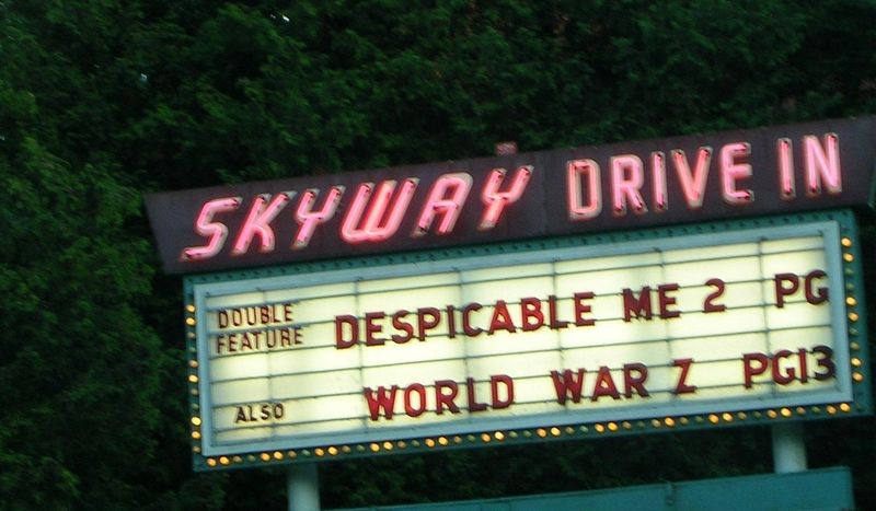 Skyway Drive-In (Three Rivers)