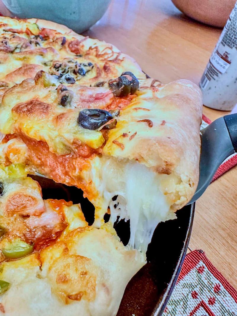 Sprinkle cheese at the edge