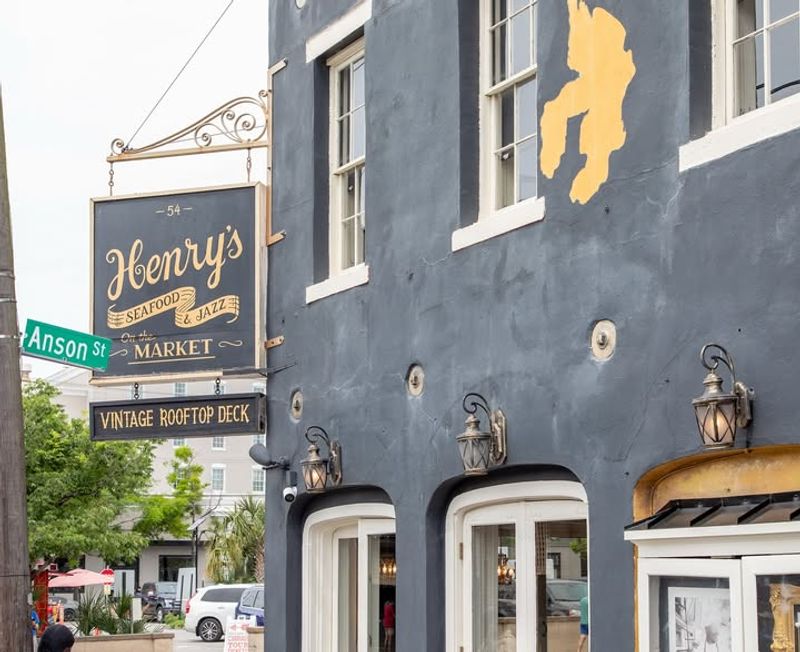 South Carolina: Henry's On The Market
