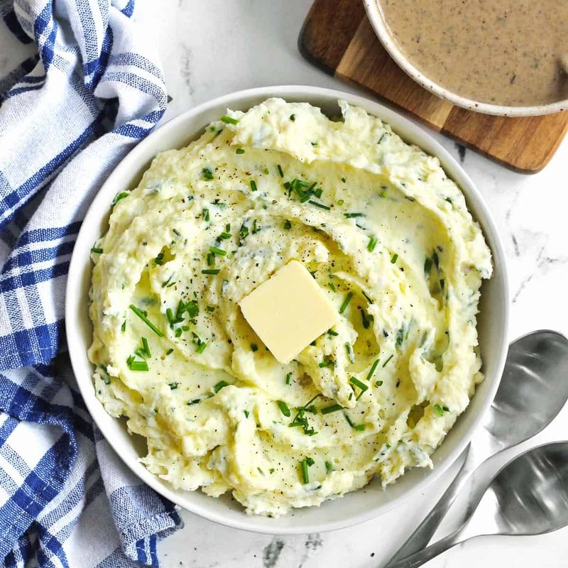 Garlic mashed potatoes with chives