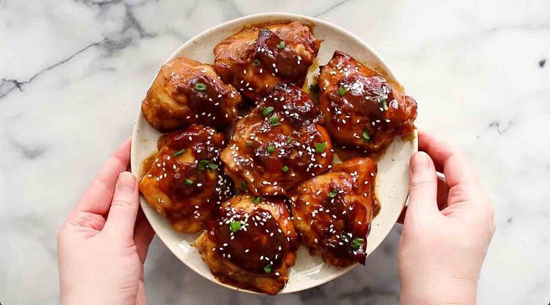 Slow Cooker Honey Garlic Chicken Thighs