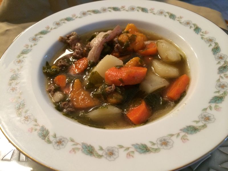 Bone broth and soup from scraps