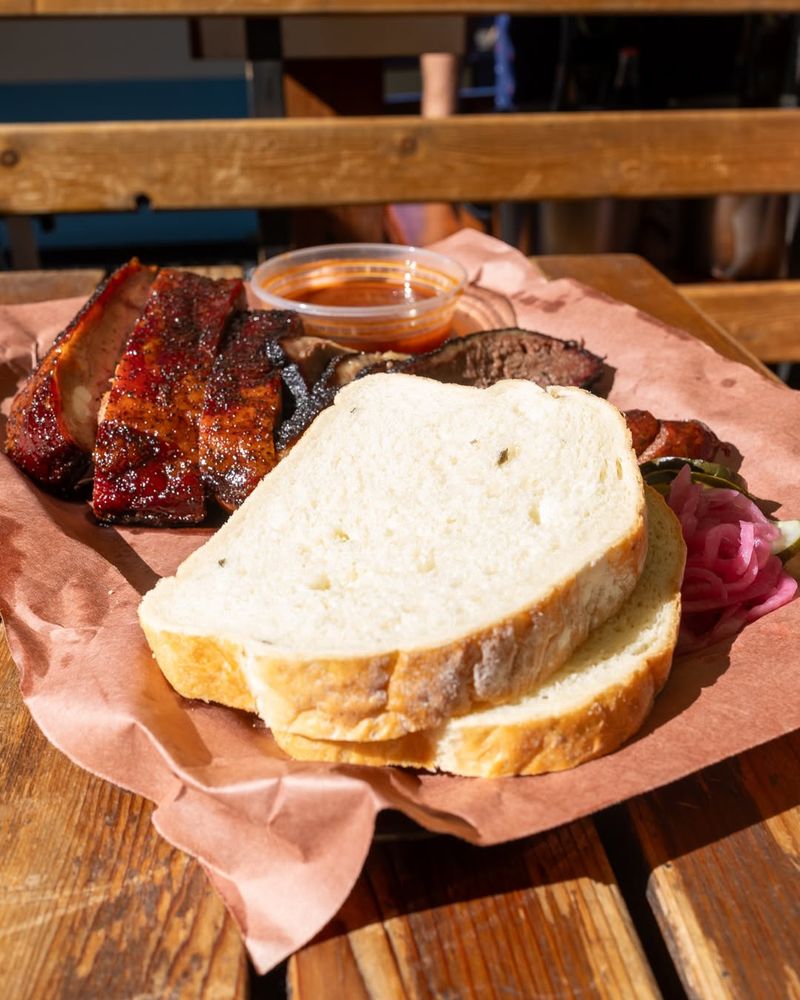 Barbecue on white bread