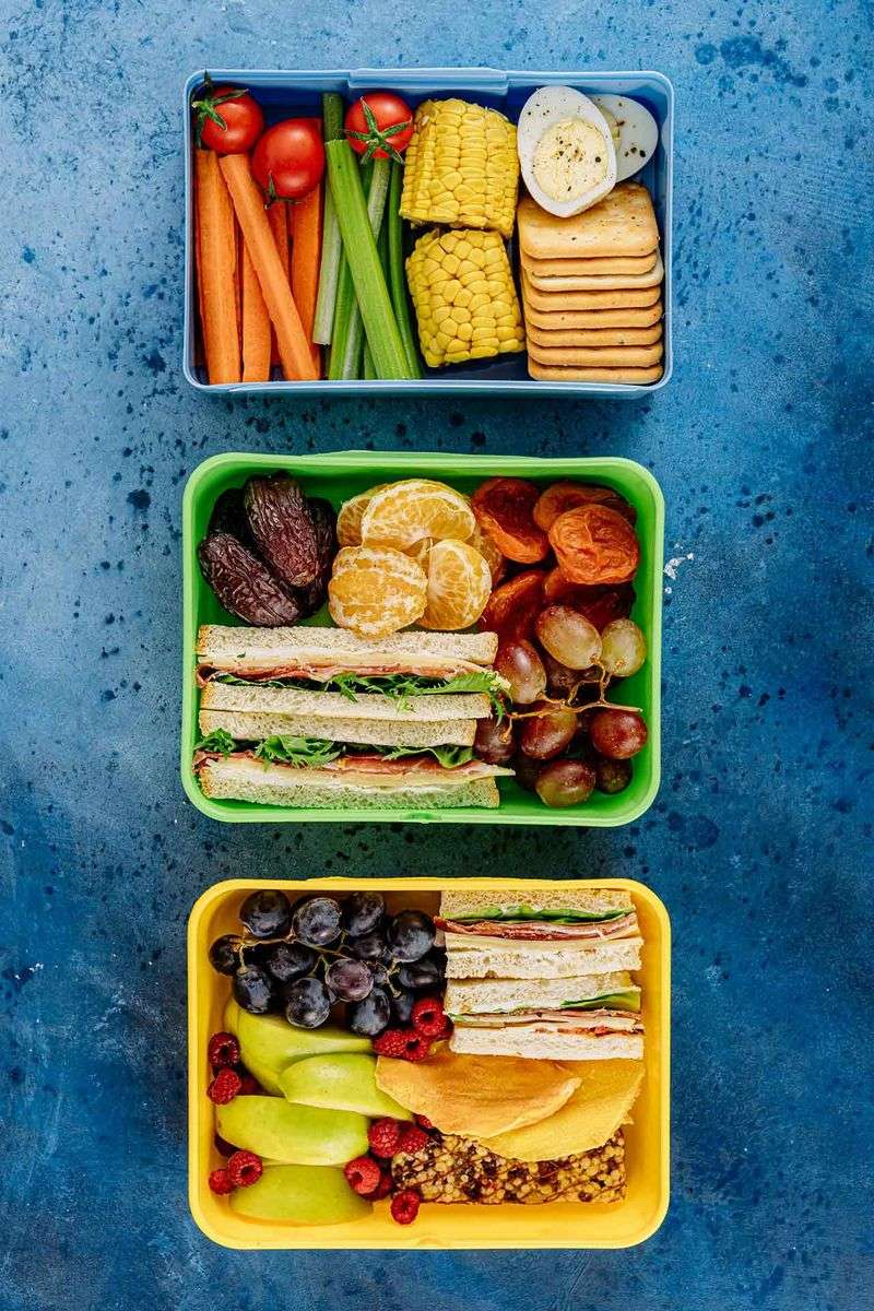 Raisin boxes as dessert