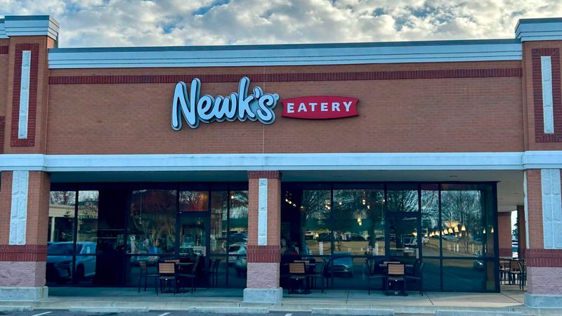 Newk's Eatery